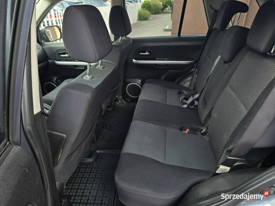 Suzuki Grand Vitara 19 DDiS Napęd 4x4 Hak ASR (kontrola trakcji) Nasiegniewo