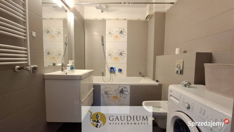 Mieszkanie z pięknym tarasem w centrum Gdańska Liczba pokoi 3 Gdańsk