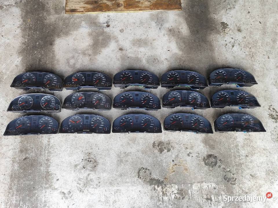Liczniki Audi 80 20 ABK ABT 19
TDI 16 ADA
