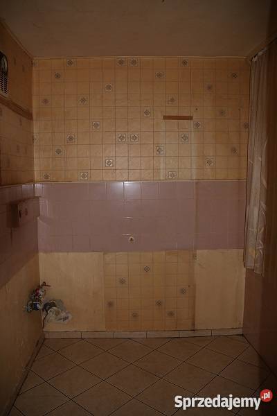 sprzedam mieszkanie 36m2 do remontu piwnica