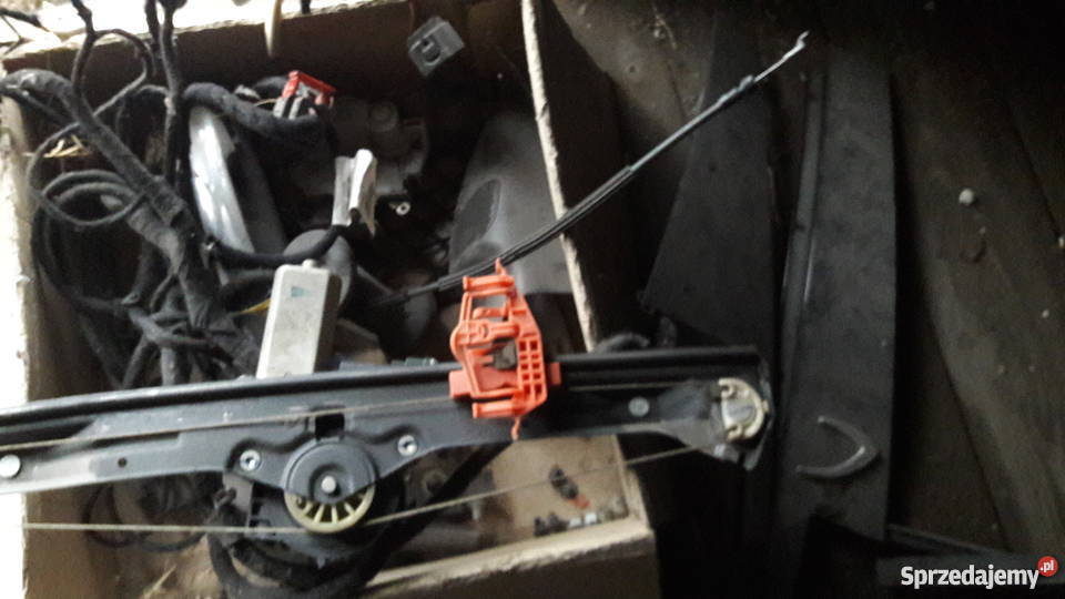 Klamki listwy uszczelki szyby Lancia Delta Siedlce sprzedam