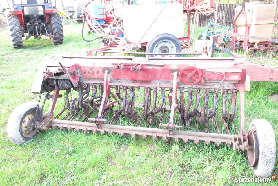 Siewnik zbożowy Rofama 23m ciągnikowy małopolskie Przeciszów