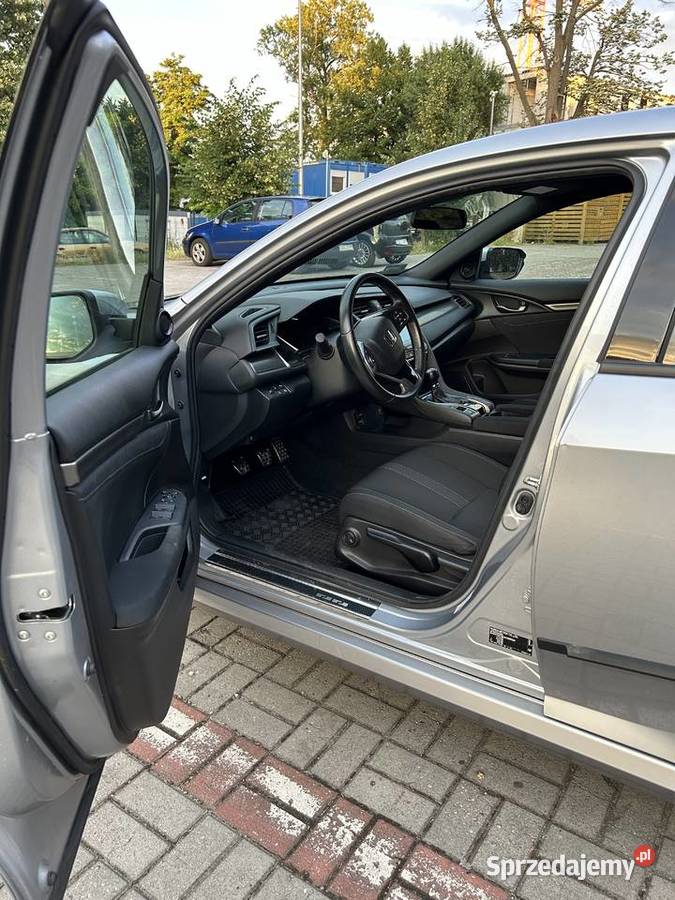 Honda Civic 10T elegance 2018 r drugi właściciel manualna