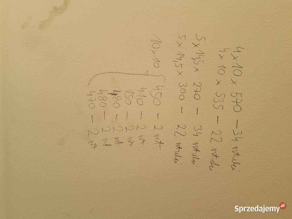 Drewno konstrukcyjne na dach wysezonowane ponad