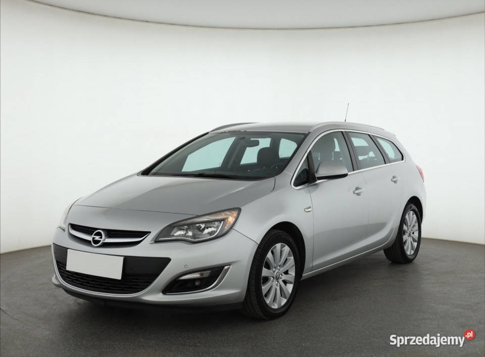 Opel Astra 17 CDTI gniazdo USB