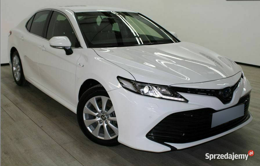 Toyota Camry 25 Hybrid Business Edition Bytom