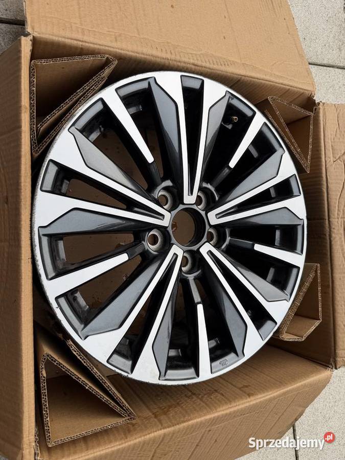 Oryginalna Felga 17 Toyota Corolla 2024 Historia Kraków