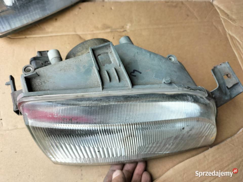 FIAT PUNTO 1 LAMPA PRZÓD PRAWA Kamień-Kolonia