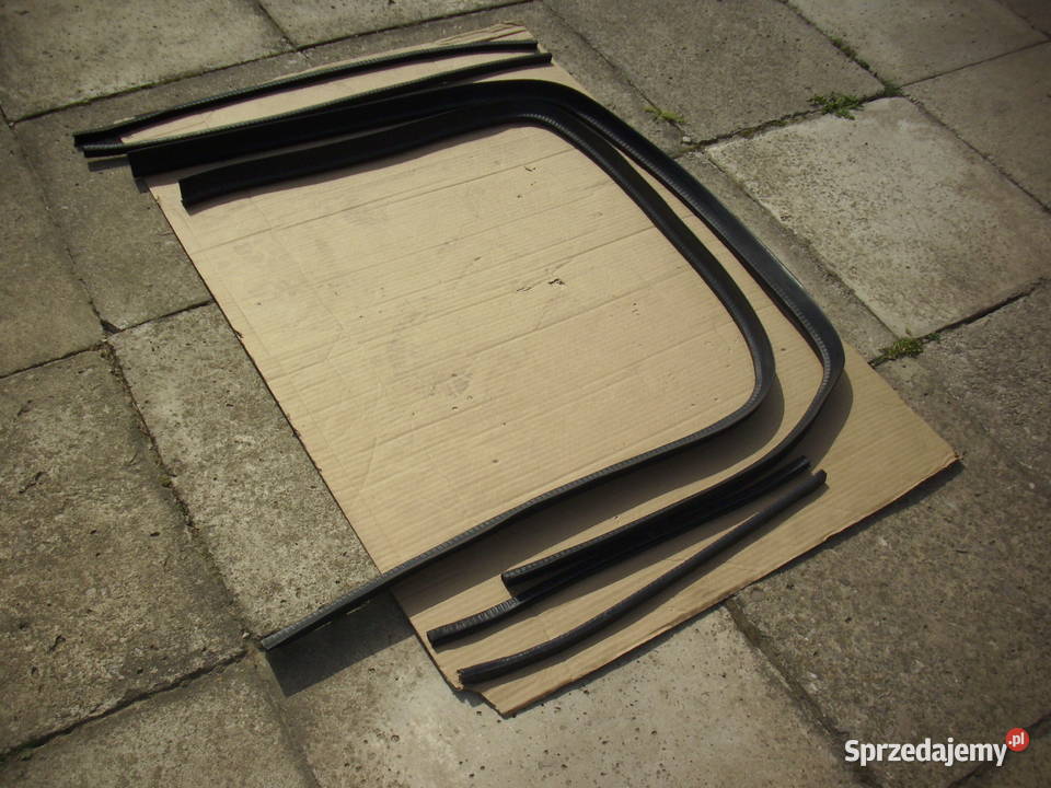 Uszczelka wnęki drzwi kabina MERCEDES T1 kaczka Kielce