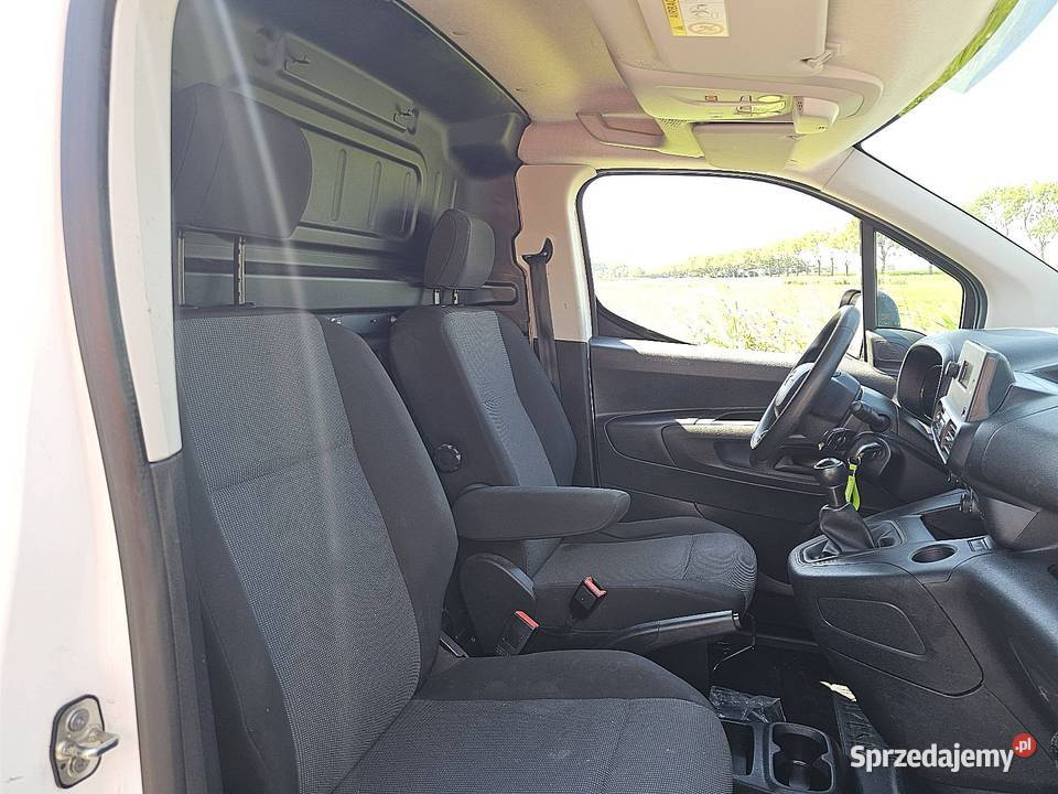 Toyota PROACE CITY 15 L1 NAP Euro6 AC kompaktowy sprzedam