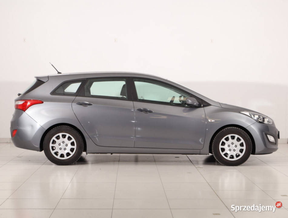 Hyundai i30 14 CVVT wspomaganie kierownicy sprzedam