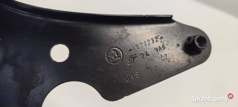 SKODA KAROQ MOCOWANIE BŁOTNIKA PRAWE 57A821168 sprzedam