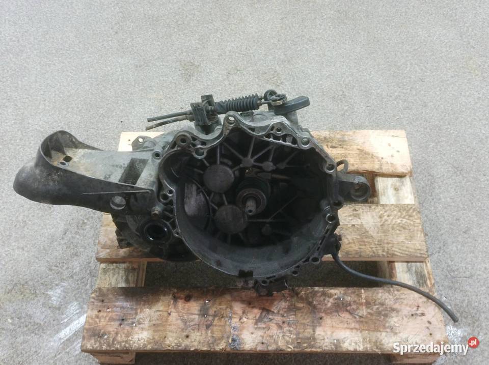 SKRZYNIA BIEGÓW 1023704 25 TDI Volvo V70 II