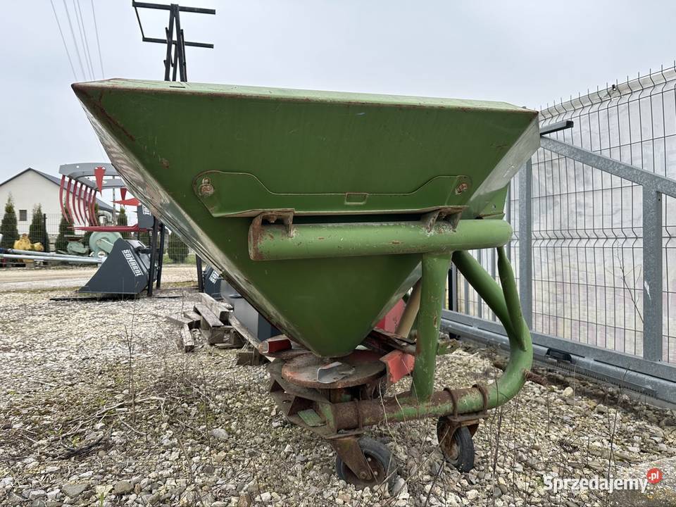 Rozsiewacz amazone f603 Łachów