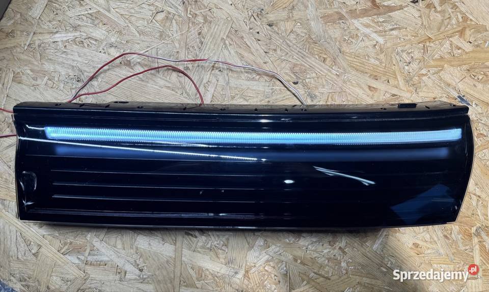 Lewy led grilla atrapy Tiguan 3 III 571 osobowe Sieraków