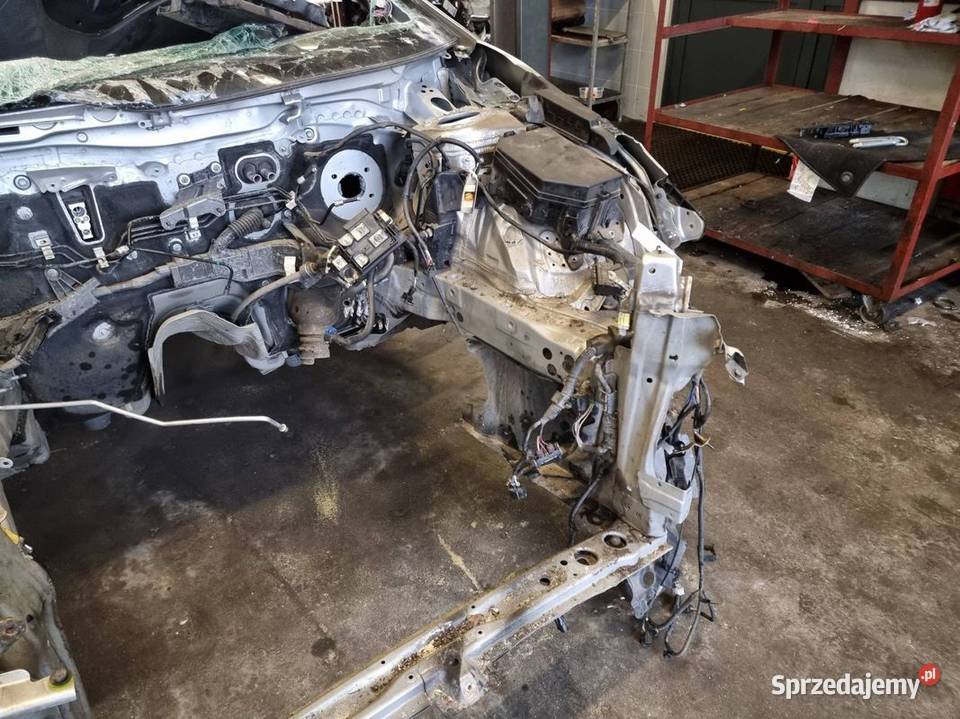 ĆWIARTKA LEWA PRZÓD TOYOTA COROLLA E21 1F7 Motoryzacja Lipno