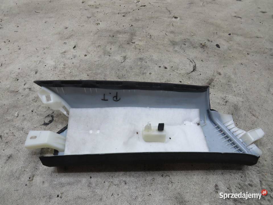 OSŁONA POSZYCIE SŁUPKA PRAWY LEWY TYŁ AUDI Q5 8R sprzedam