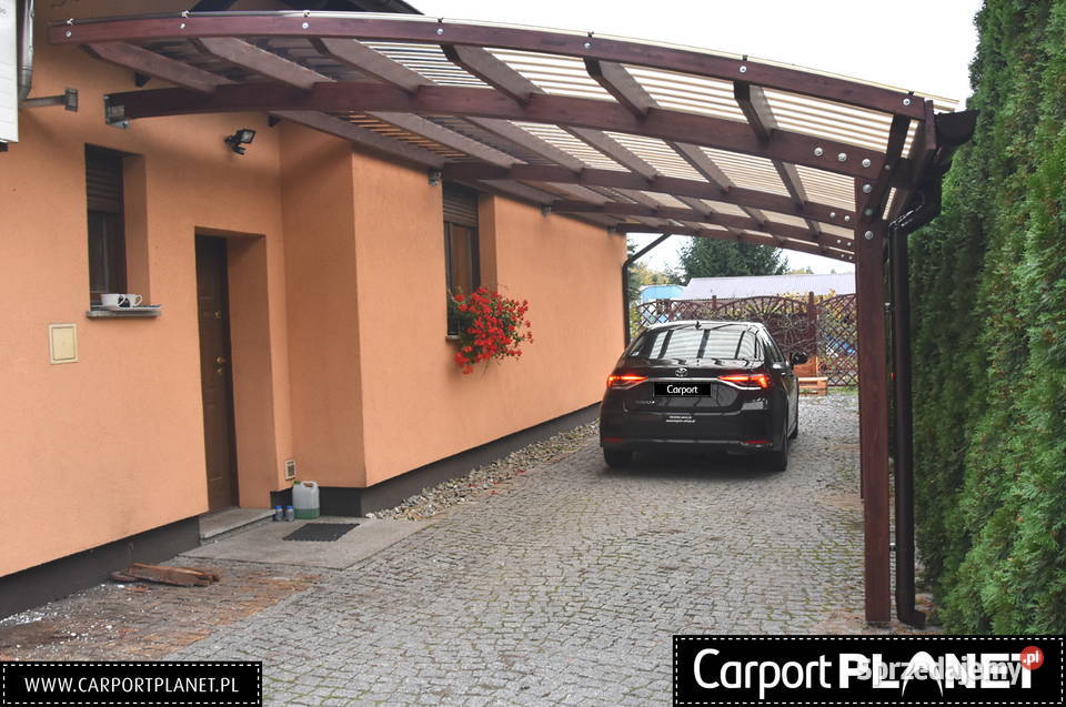 Zadaszenia pod samochód wiata garażowa na wymiar