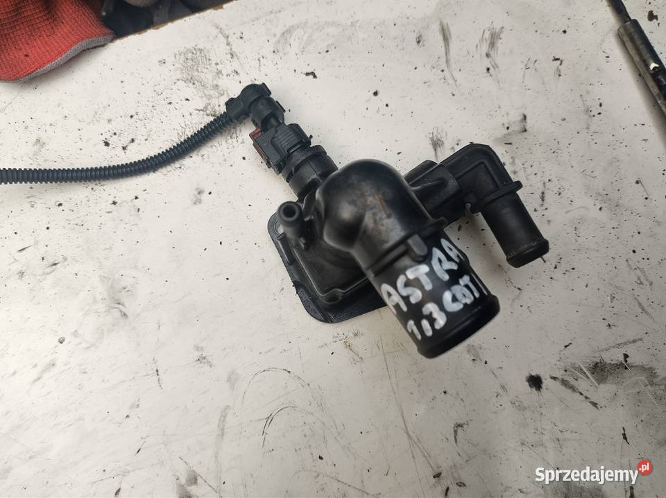 OPEL ASTRA J corsa 13CDTI obudowa termostatu Motoryzacja Kielce
