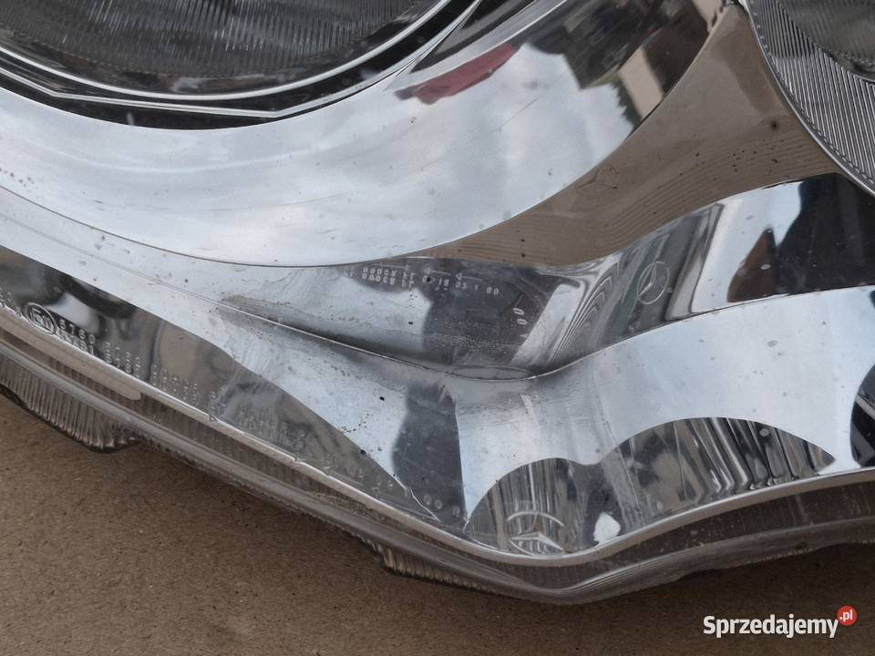 MERCEDES AROCS ANTOS MP4 REFLEKTOR PRAWY LAMPA