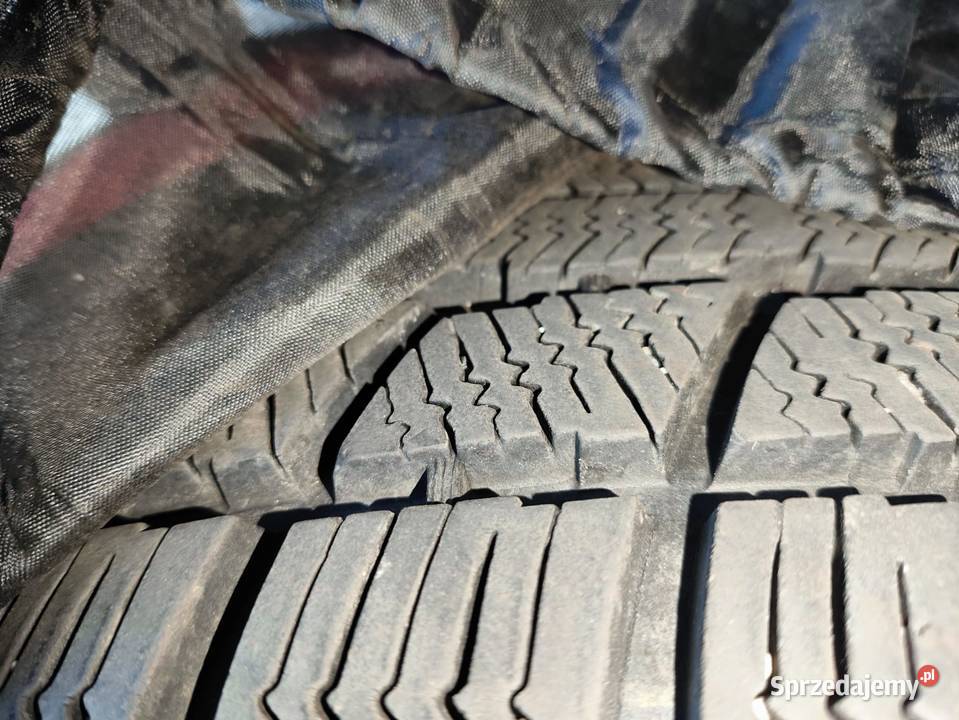 Felgi z dobrymi oponami zimowymi Średnica 16" Samochodowe Tychy