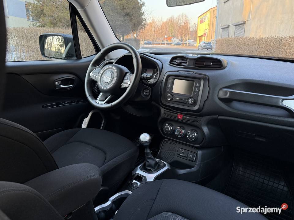 Jeep Renegade Sport 16 benzyna FWD manual salon manualna Częstochowa