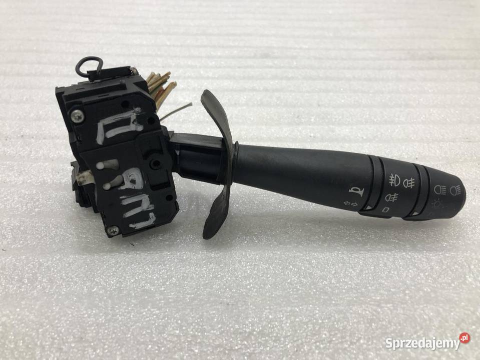 PRZEŁĄCZNIK ŚWIATEŁ RENAULT CLIO II 0105