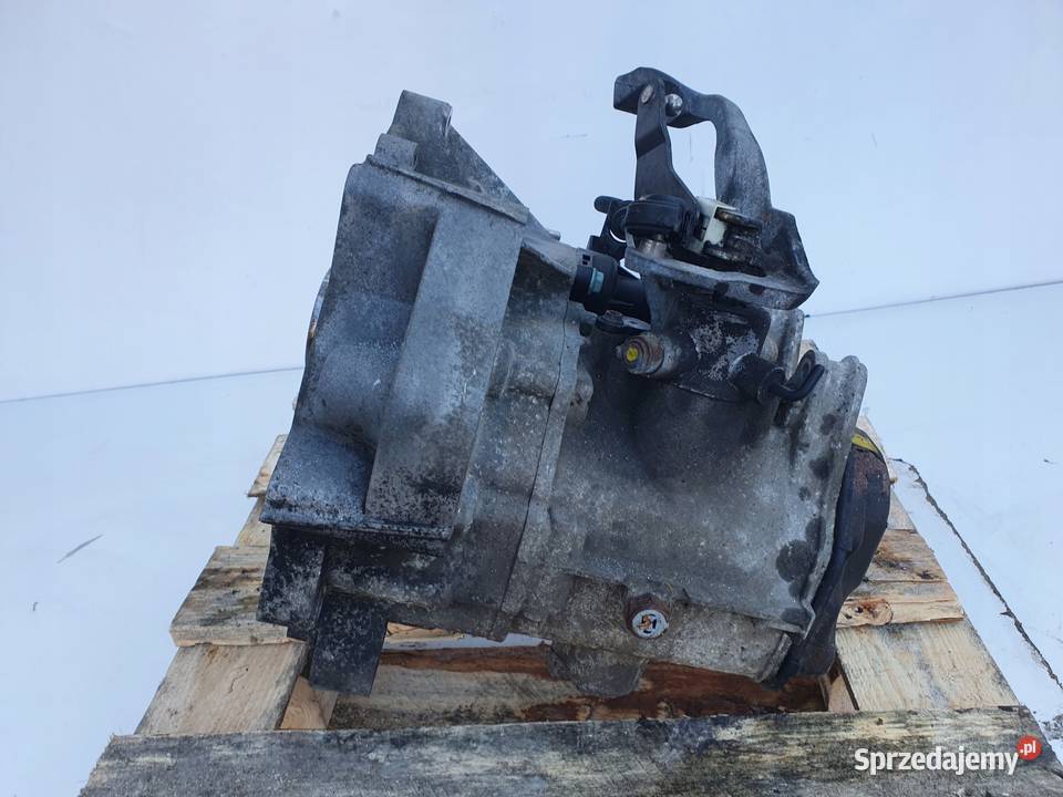 VW Beetle 14 16V SKRZYNIA BIEGÓW GEQ MANUAL osobowe Janów