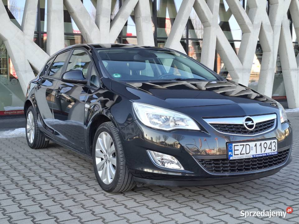 Podgrzewane fotele i kierownica nowy rozrząd bluetooth Zduńska Wola