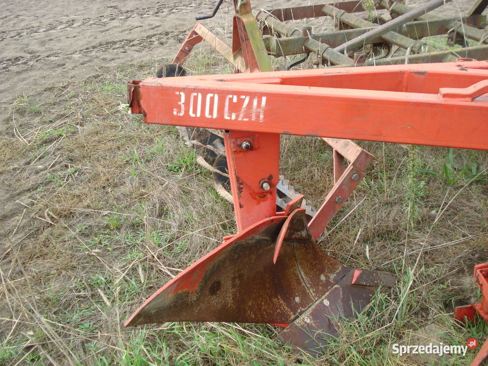 Pług zagonowy 5cio skibowy akpil 300czh Budki Łochowskie sprzedam