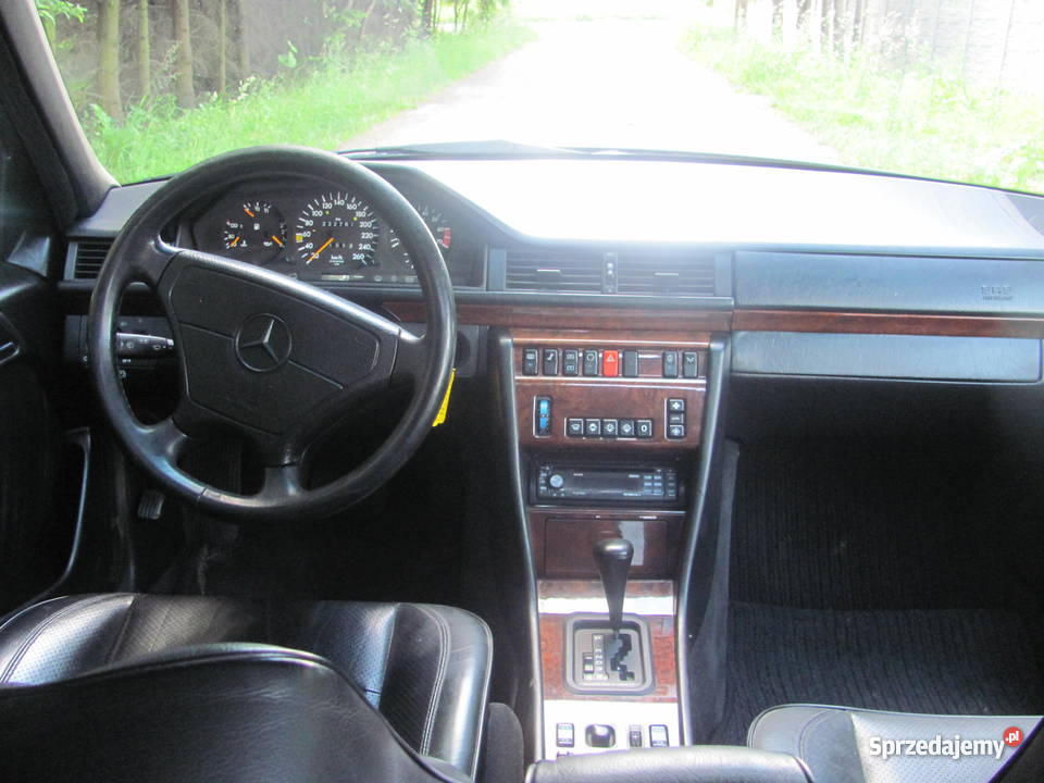 Mercedesik E 500 bezwypadkowy Radziejowice