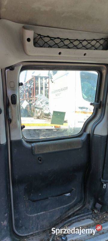 DRZWI PRZESUWNE PRAWE CITROEN BERLINGO osobowe kujawsko-pomorskie Lipno