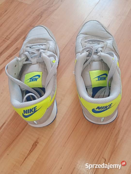 buty sportowe 36 NIKE szare Obuwie sportowe sprzedam