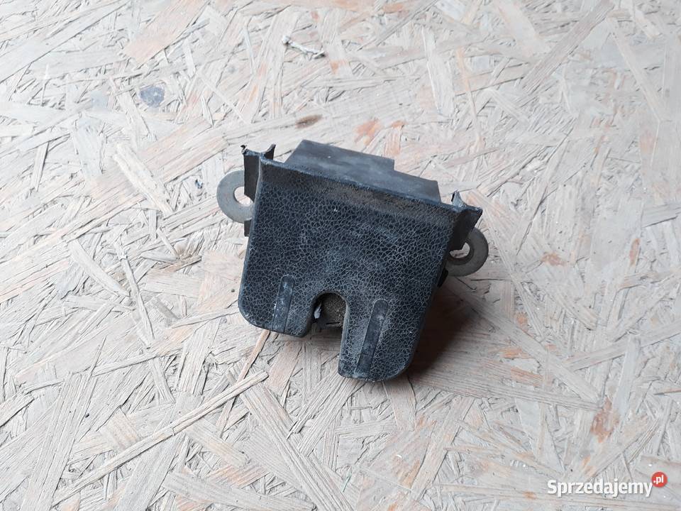 VW POLO 5 V 6R0 ZAMEK KLAPY BAGAŻNIKA 6R0827505B wielkopolskie Międzychód