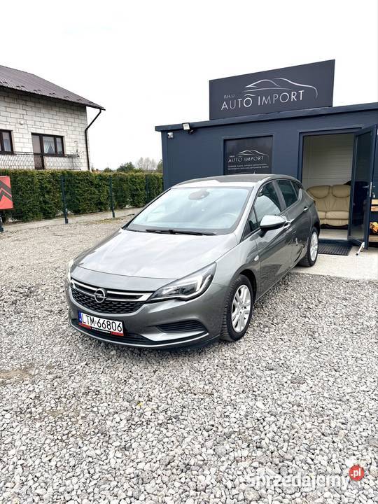 Sprzedam Opel Astra K 2018r immobilizer