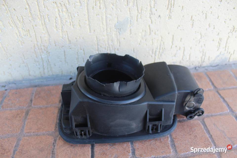 KLAPKA WLEWU PALIWA TITANSILBER BMW E61 7034279