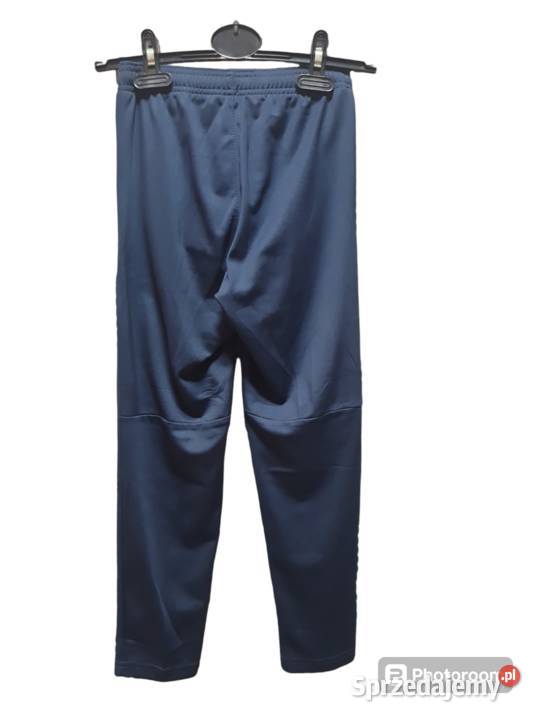 Dres dziecięcy NIKE S 128 137 Dębica