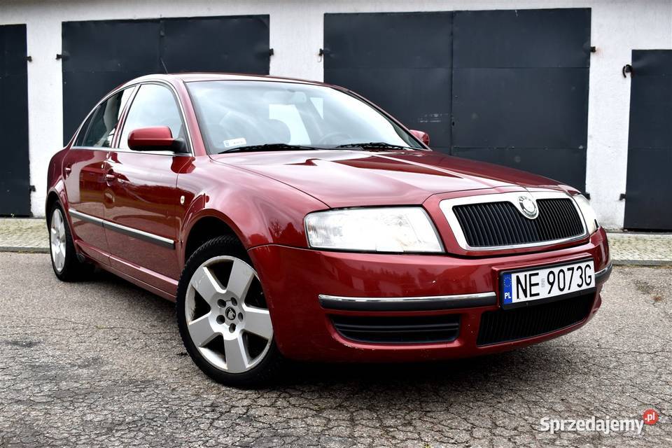 Skoda Superb 28 BENZYNA GAZ skóry automat xenon sprzedam