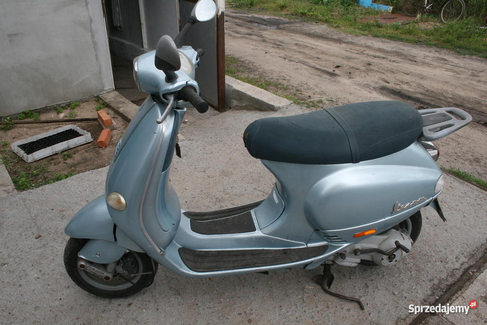WŁOSKI MOTOROWER PIAGGIO VESPA Rok produkcji 1999 Wągrowiec sprzedam