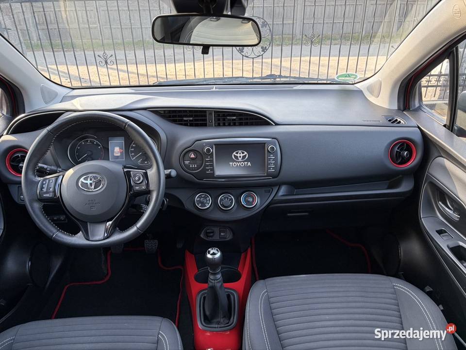 Toyota Yaris 15 Benz 2018 wspomaganie kierownicy Okuniew
