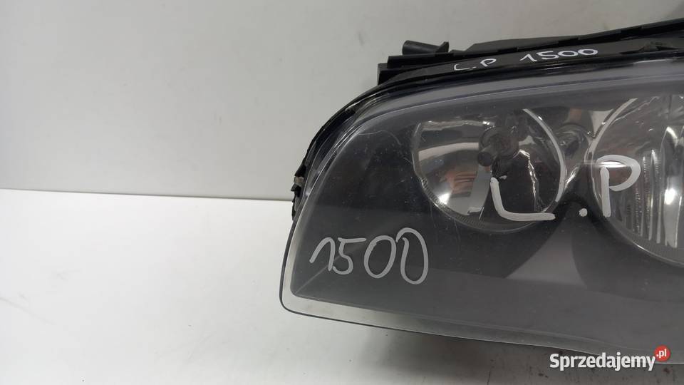 BMW 1 E87 LIFT LAMPA PRZÓD LEWA wielkopolskie Zbierkowo
