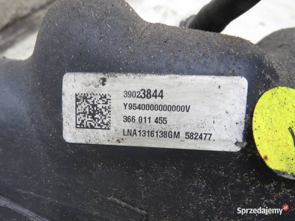 ZBIORNIK ADBLUE ZAFIRA C 16 CDTI 39023844 sprzedam
