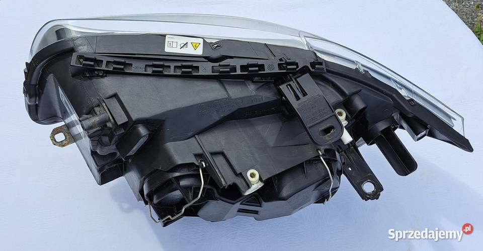 LAMPA PRAWA PRZÓD PRZEDNIA XENON BMW 1 E87 E82 dolnośląskie Mielęcin
