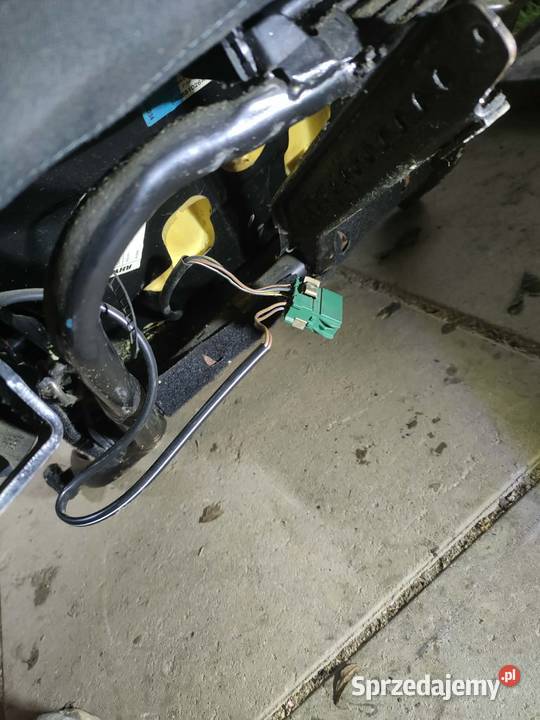 Fotele półkubelki grzane do audi 80 b4 avant Fotele i kanapy Zagórz sprzedam