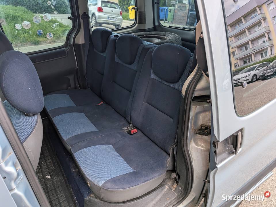 Citroen Berlingo nieuszkodzony