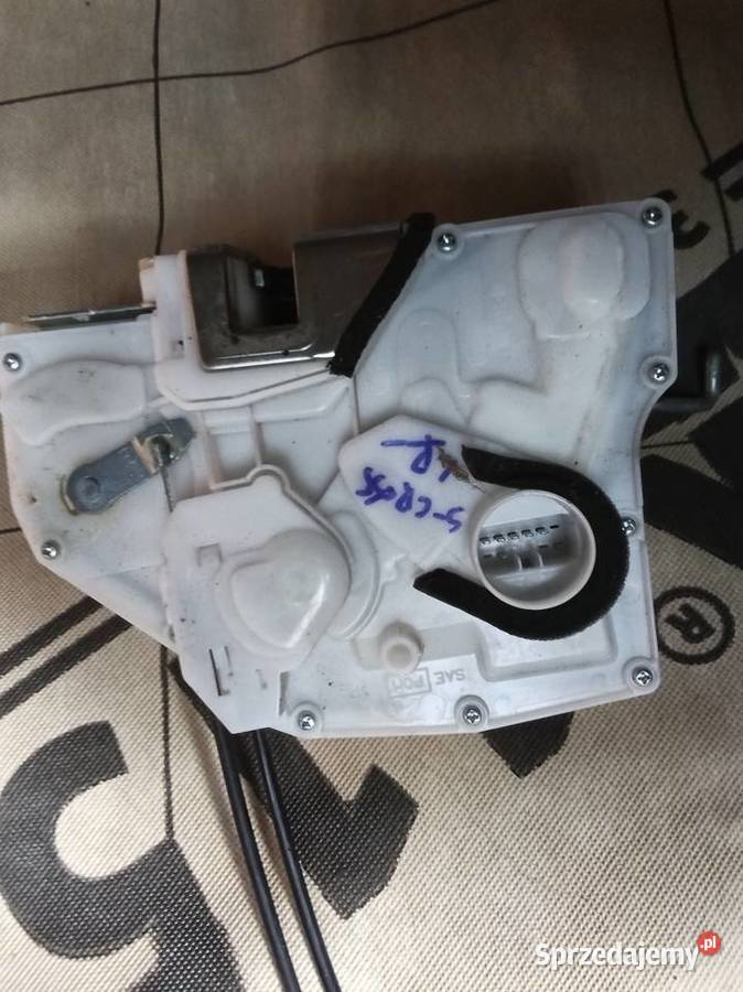Zamek drzwi lewy przód Suzuki SX4 scross Dobra
