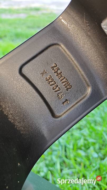 Felgi aluminiowe Aluett r17 5x120 BMW OPEL