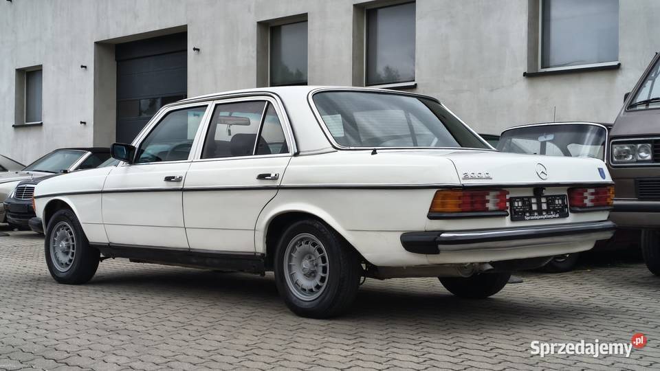Mercedes W123 300D 1981 Klasyczna Beczka z W123 Zgierz