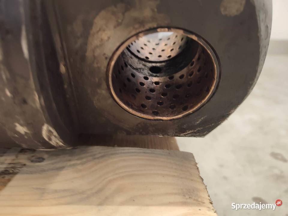 Siłownik podnoszenia ramienia DEUTZ FAHR Wilkowo