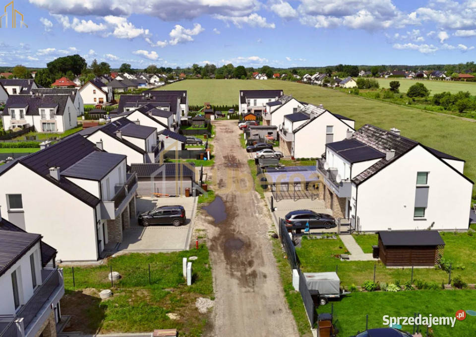 Bliźniak w stanie deweloperskim Białuń mieszkalny